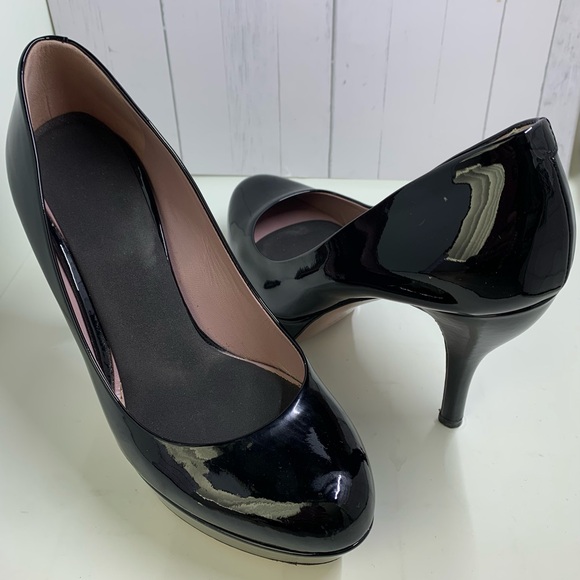 Authentic Gucci pumps in EUC - Picture 2 of 5